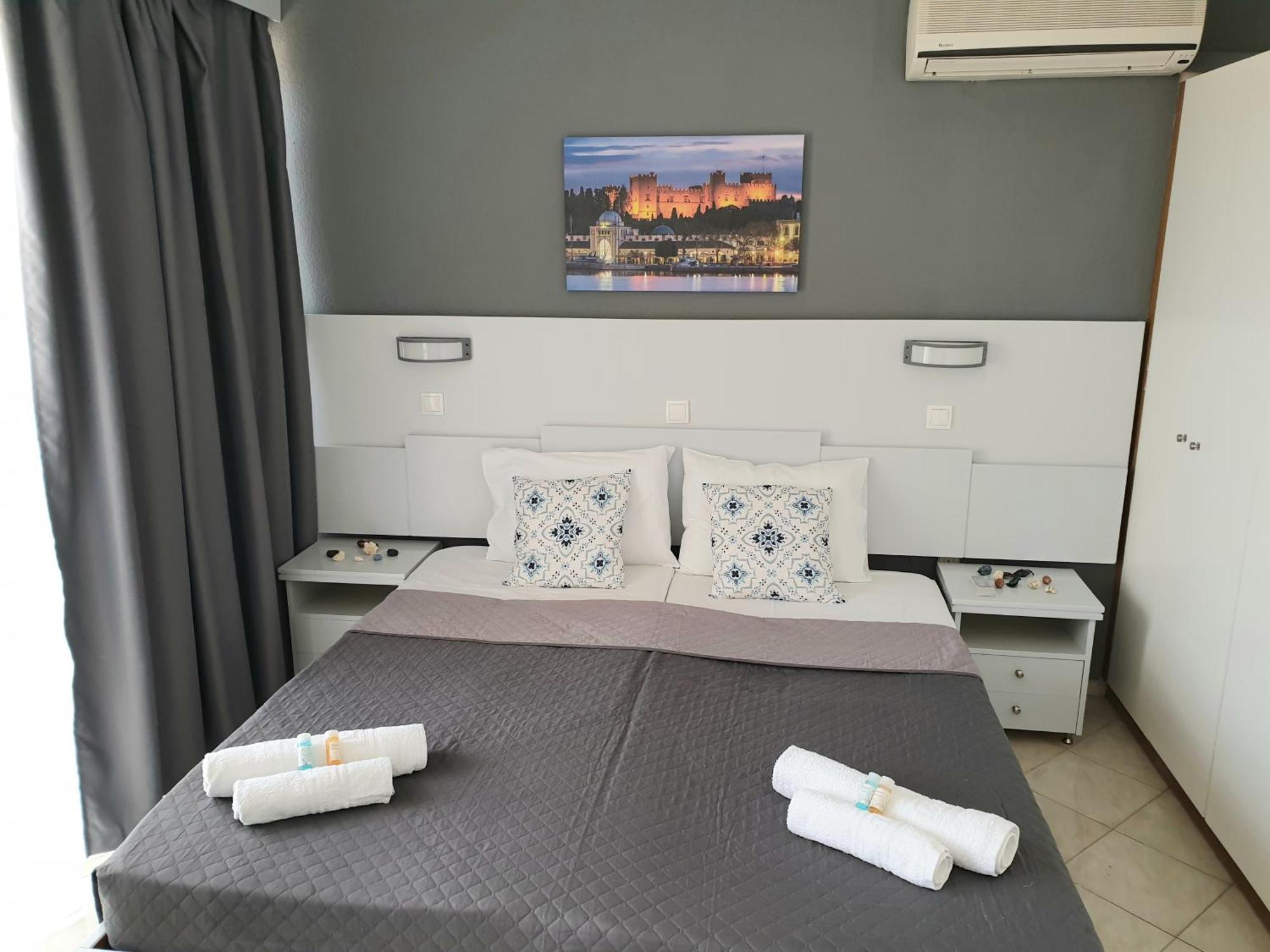 Apart Otel Blue Eyes Ixia (Rhodes)
